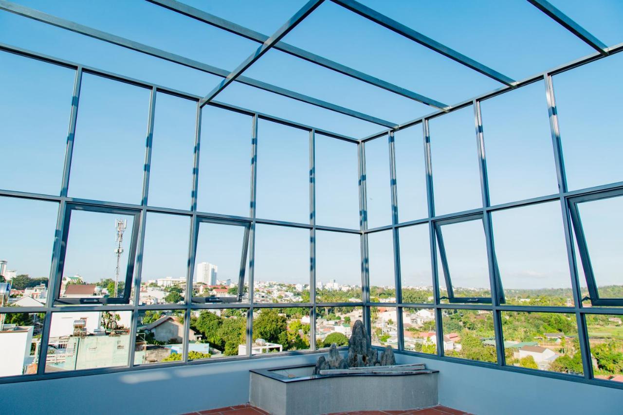Nam Anh Hotel Буонметхуот Экстерьер фото
